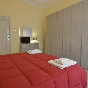 Efesto 3*, Catane Italie